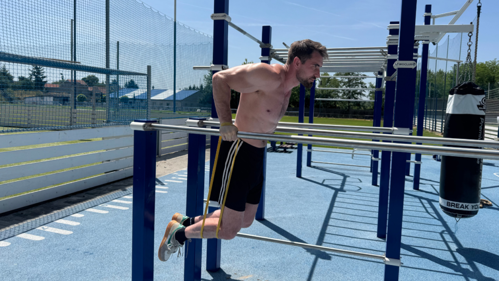 Band Assisted Dips