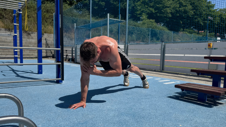 Plank Shoulder Taps